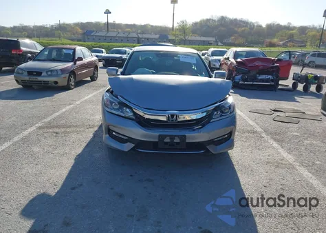 2017 Honda Accord Ex-L z USA, uszkodzony, nr VIN 1HGCR2F98HA073936